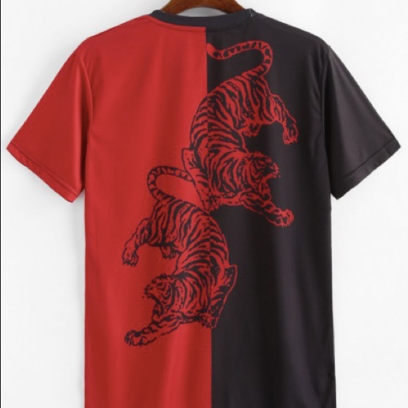 🥳2 for 15)$🥳 ZAFUL red and black tee - Picture 2 of 3